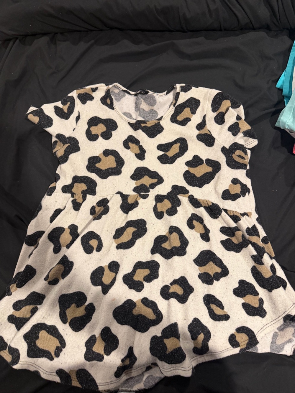 Woman’s ' Leopard Print Short Sleeve Peplum Top - Cream and Black